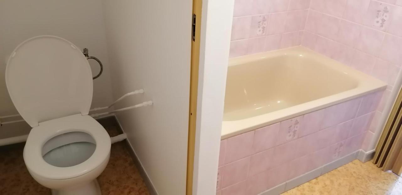 Chambre Parentale Chez L'Habitant Saint-Corneille Exterior foto